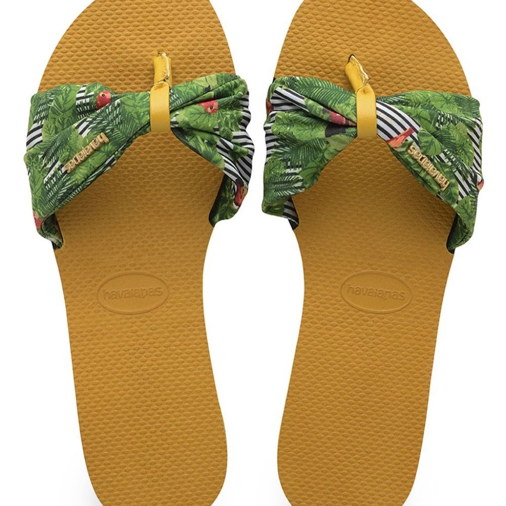 Havaianas Burnt Yellow Floral Saint Tropez Sandal Sz 11/12
